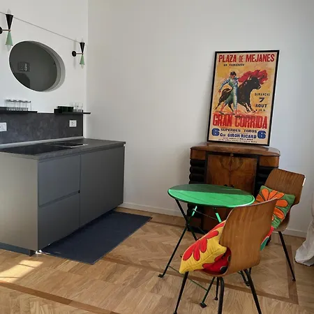 Design In The Heart Of Lejlighed Milano
